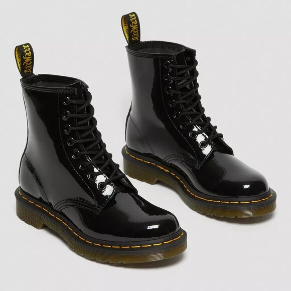 Dr. Martens 1460 Women’s Patent Leather Lace-Up Boots Black, Size 7 (New) - Picture 2 of 16